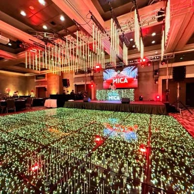 Pista de Baile estrellada 8x5 o 6x7 / 120 personas