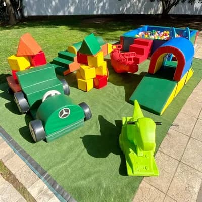 Pack Plaza Blanda Tractor